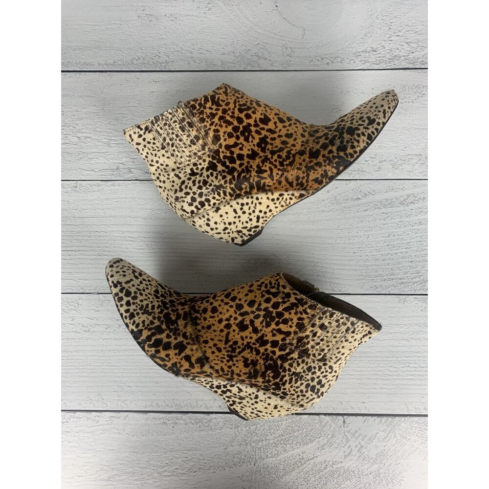 Matisse Anthropologie Women's 7.5 Leopard Print Calf Hair Wedge Ankle Boots Shoe